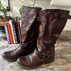 Slouchy Frye Veronica Boot size 8.5